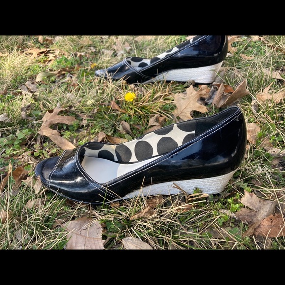 Anna Klein Women’s shoe - Picture 2 of 14